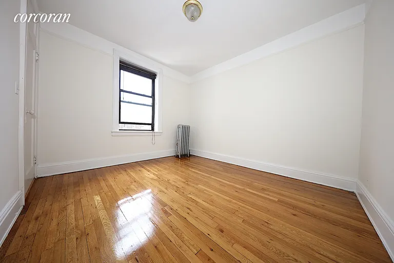 New York City Real Estate | View 32-20 34th Avenue, 6C | room 3 | View 4