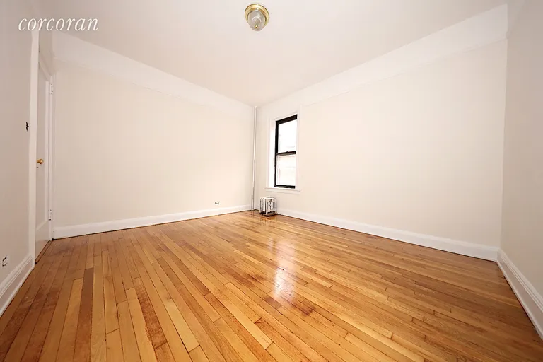 New York City Real Estate | View 25-41 30th Road, 3B | room 4 | View 5