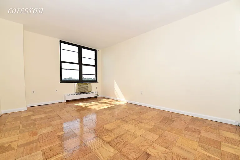 New York City Real Estate | View 235 South Lexington Avenue, 12E | room 2 | View 3