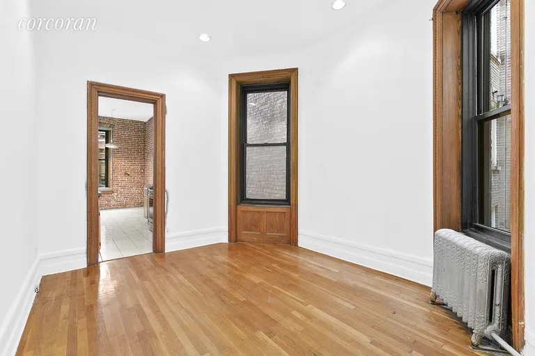 New York City Real Estate | View 161 East 81st Street, 1E | room 2 | View 3