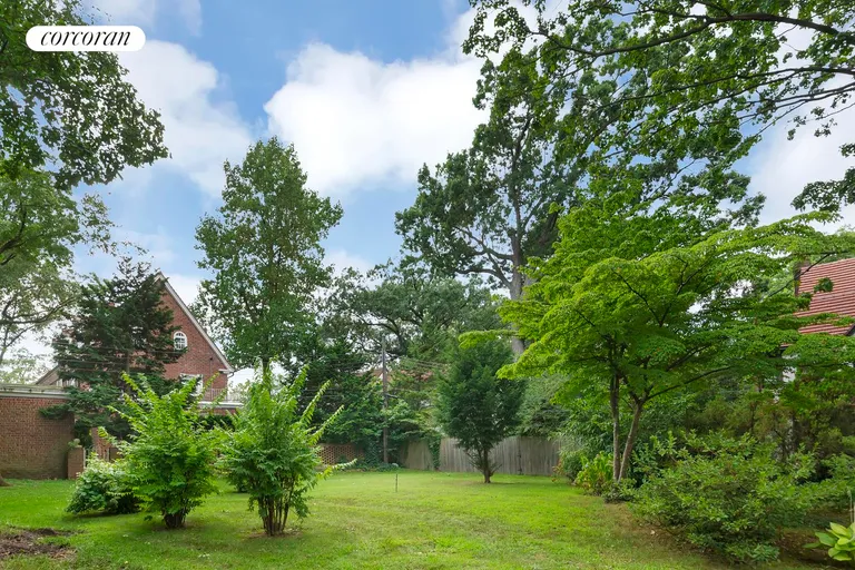 New York City Real Estate | View 17 Bow Street | Common Backyard | View 13