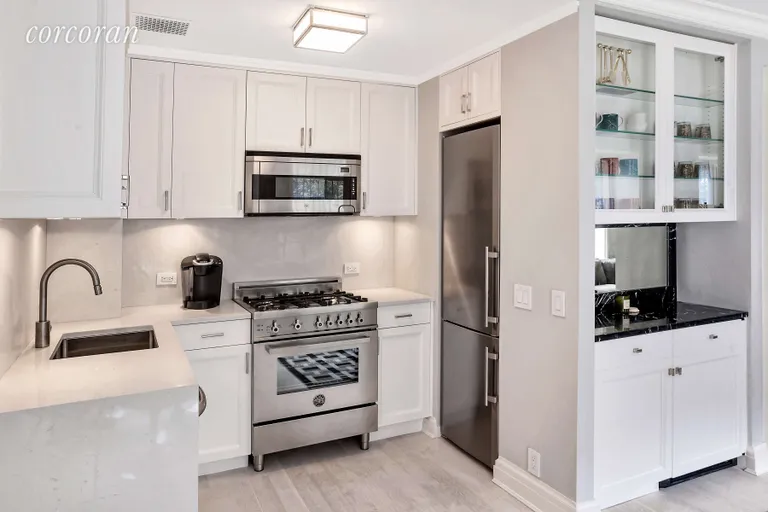 New York City Real Estate | View 69 West 106th Street, 1A | 2 Beds, 2 Baths | View 1