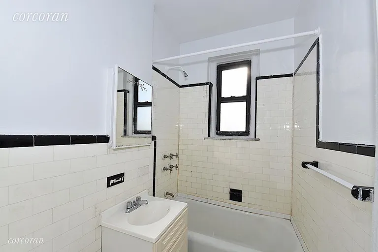 New York City Real Estate | View 30-56 30th Street, 4G | room 8 | View 9