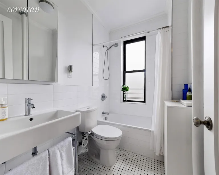 New York City Real Estate | View 24-65 38th Street, D5 | Bathroom | View 4