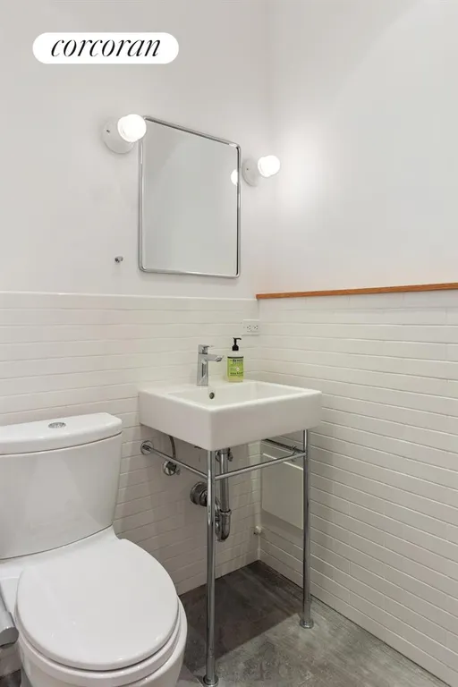 New York City Real Estate | View 437 2nd Street, 3 | Bathroom | View 5