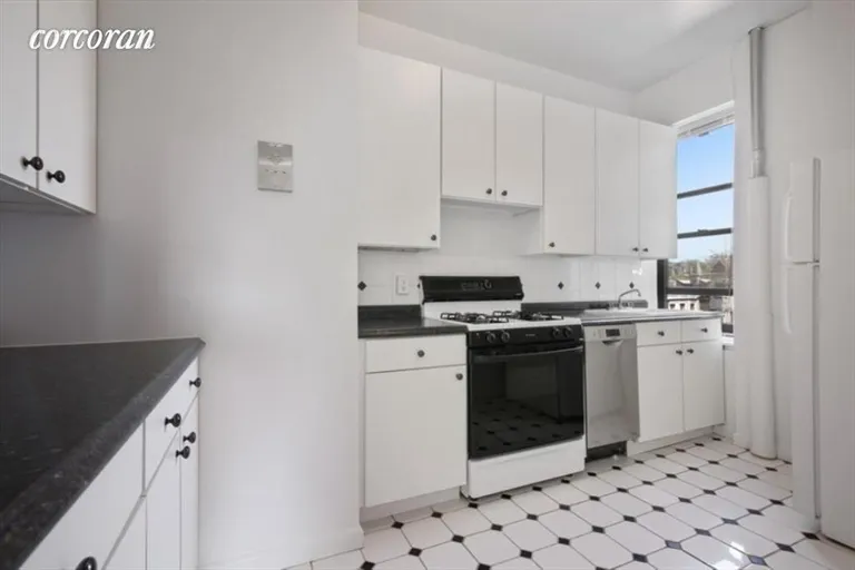 New York City Real Estate | View 575 3rd Street, 4M | room 2 | View 3
