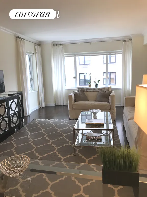 New York City Real Estate | View 605 Park Avenue, 9D | room 3 | View 4