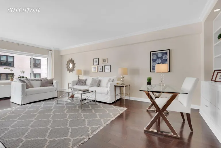 New York City Real Estate | View 605 Park Avenue, 9D | Living Room | View 3