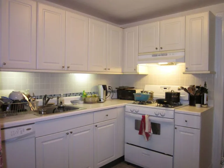 New York City Real Estate | View 690 10th Street, Garden | 1.5 Beds, 1 Bath | View 1