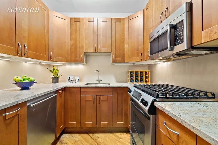 New York City Real Estate | View 260 Bergen Street, 2F | room 1 | View 2