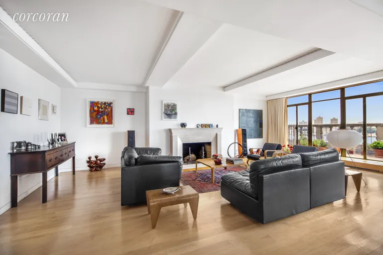 New York City Real Estate | View 140 Riverside Drive, 19HO | room 4 | View 5