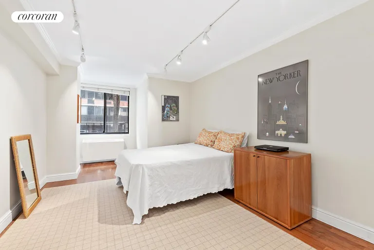 New York City Real Estate | View 507 East 80th Street, 1F | 2 | View 3