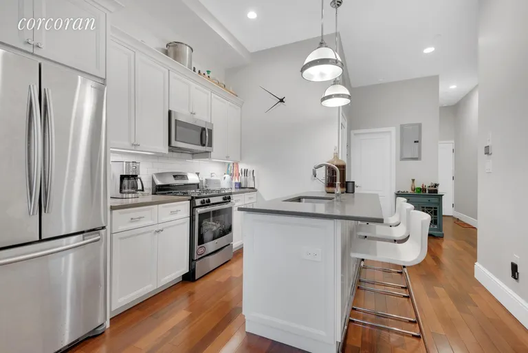 New York City Real Estate | View 1082 Dean Street, 2 | room 2 | View 3