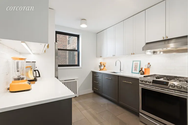 New York City Real Estate | View 515 East 7th Street, 2L | contemporary chic | View 3