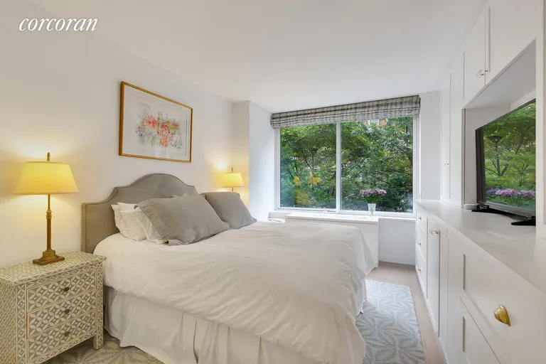 New York City Real Estate | View 212 Warren Street, 2R | Master Bedroom | View 4