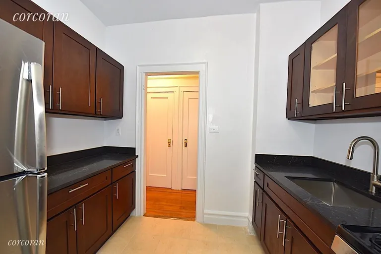 New York City Real Estate | View 31-50 33rd Street, 9B | room 5 | View 6