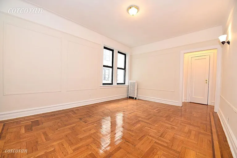 New York City Real Estate | View 31-50 33rd Street, 9B | room 1 | View 2