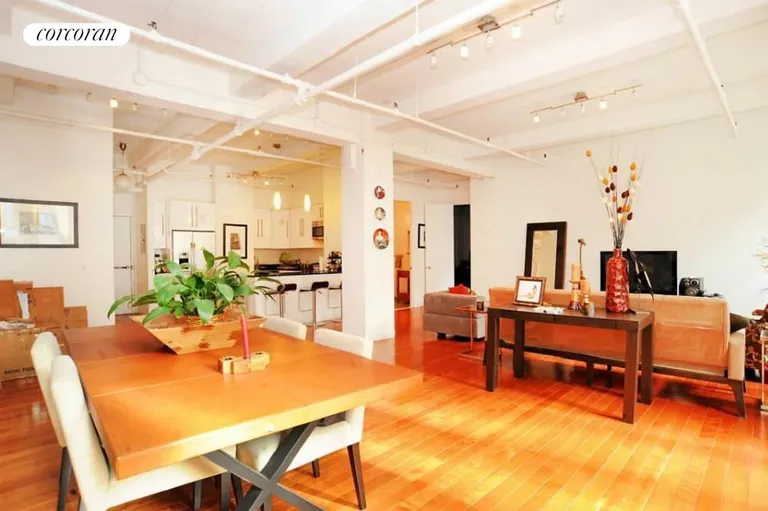 New York City Real Estate | View 208 West 30th Street, 302 | room 3 | View 4