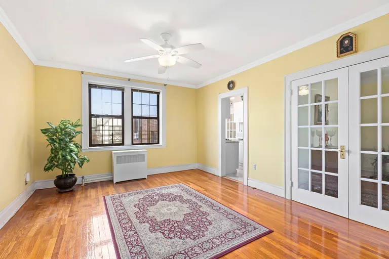 New York City Real Estate | View 68-20 Burns Street, F4 | 2 Beds, 1 Bath | View 1