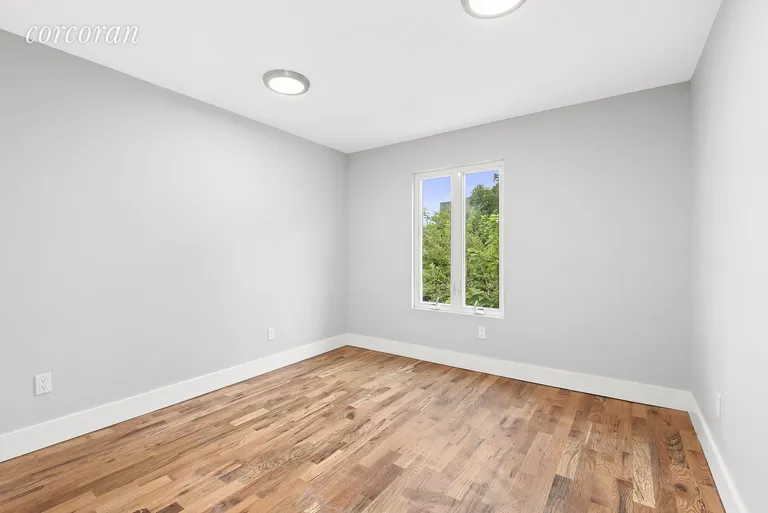 New York City Real Estate | View 221 Tompkins Avenue, 2 | room 4 | View 5