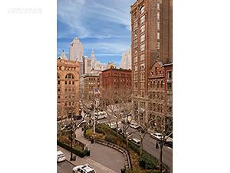 New York City Real Estate | View 171 Duane Street, 4 | 3 Beds, 2 Baths | View 1