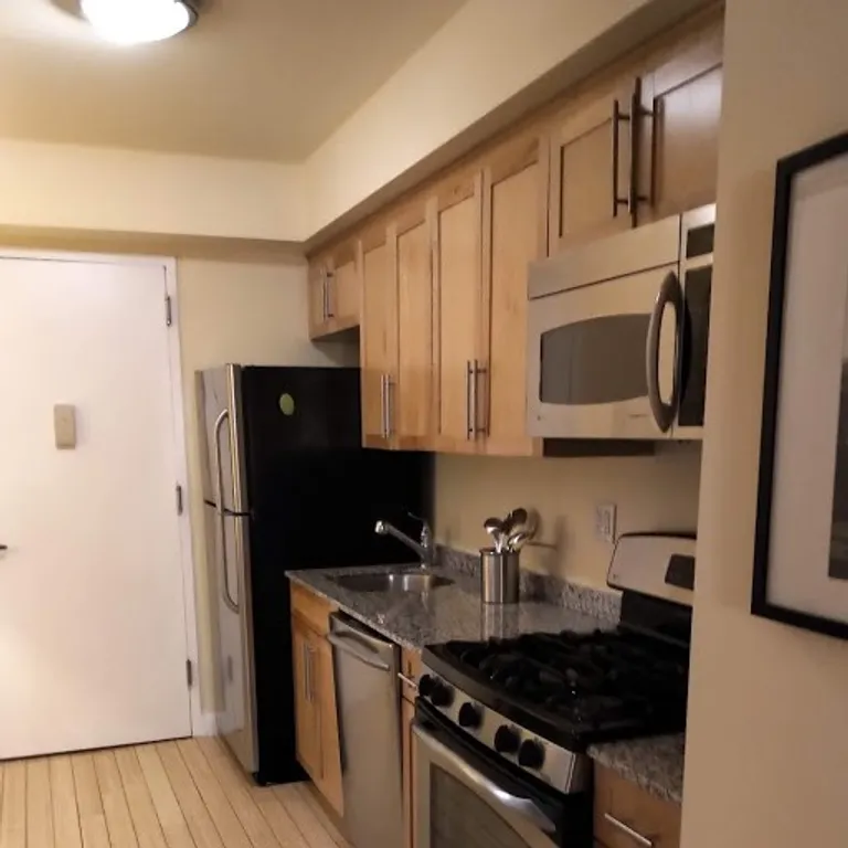 New York City Real Estate | View 516 West 47th Street, N7K | 1 Bath | View 1