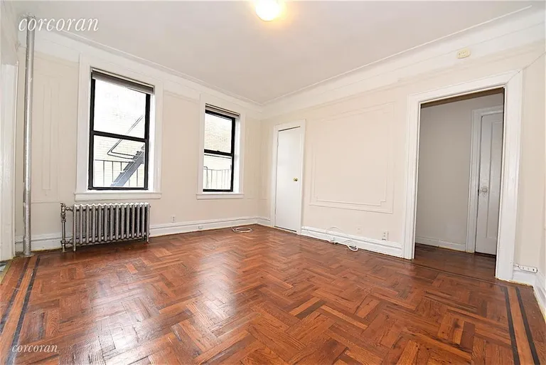 New York City Real Estate | View 26-80 30th Street, 4E | room 2 | View 3