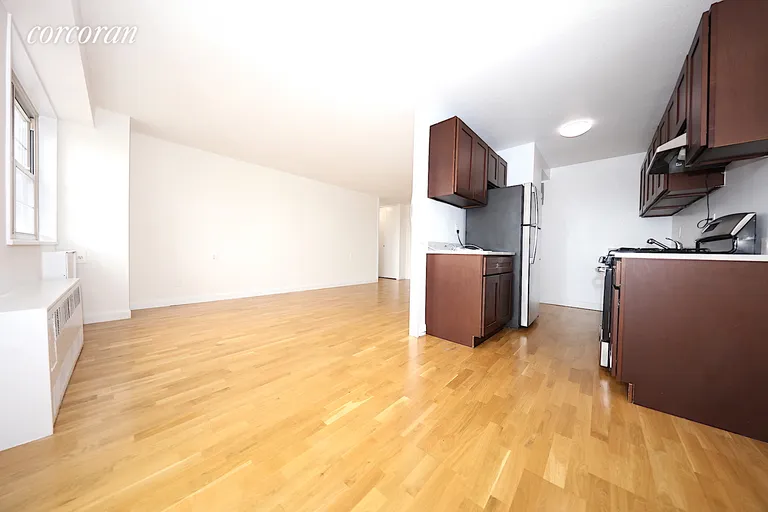 New York City Real Estate | View 47-30 59th Street, 9F | room 2 | View 3