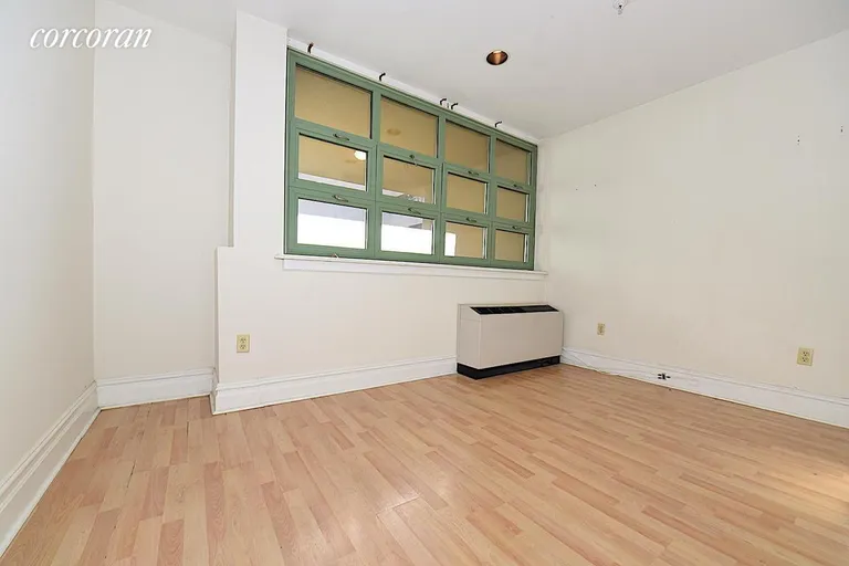 New York City Real Estate | View 19-19 24th Avenue, R112 | room 4 | View 5