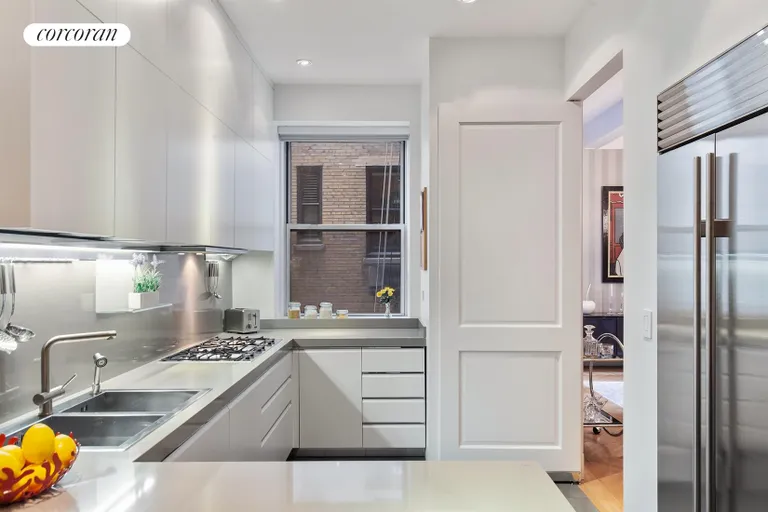New York City Real Estate | View 302 West 86th Street, 8B | Kitchen | View 4