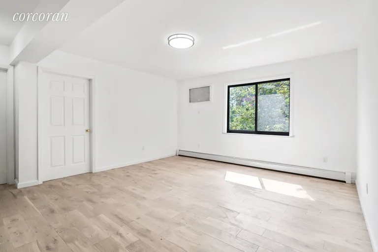 New York City Real Estate | View 811 Marcy Avenue, 3 | 3 Beds, 1 Bath | View 1