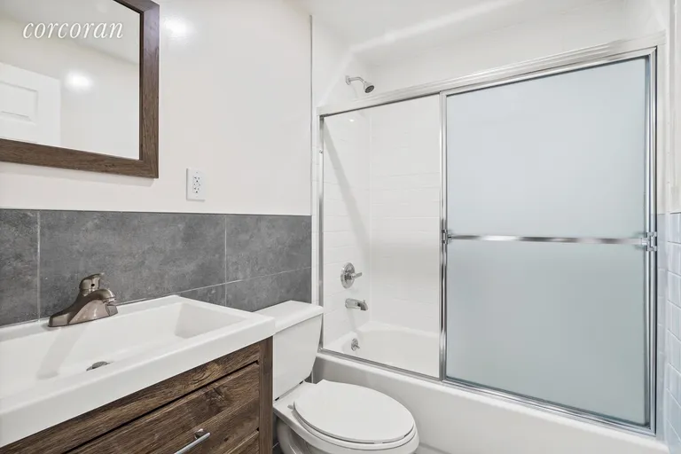 New York City Real Estate | View 811 Marcy Avenue, 3 | BATHROOM | View 6