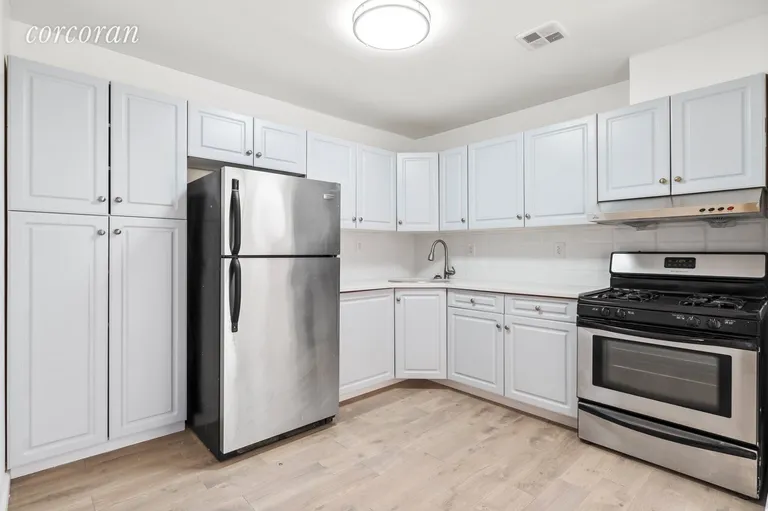 New York City Real Estate | View 811 Marcy Avenue, 3 | KITCHEN | View 5