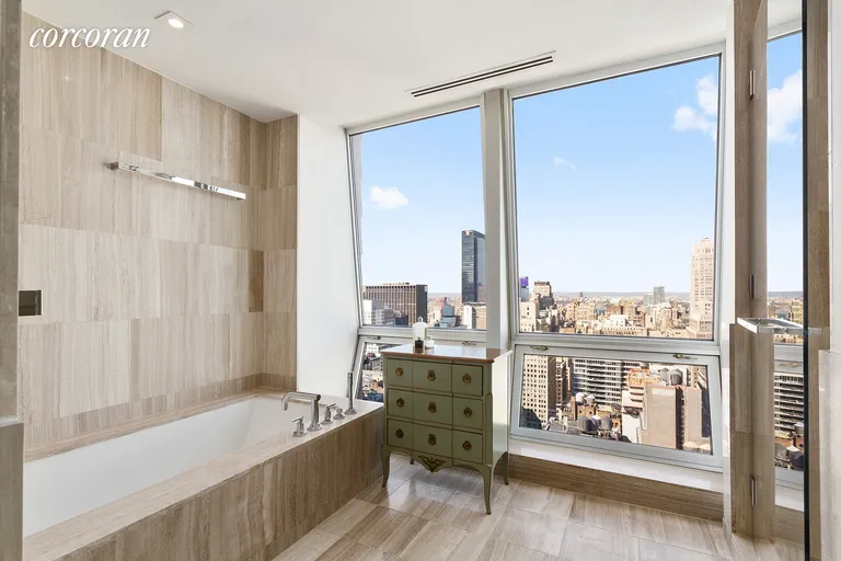 New York City Real Estate | View 400 Fifth Avenue, 35F | room 2 | View 3