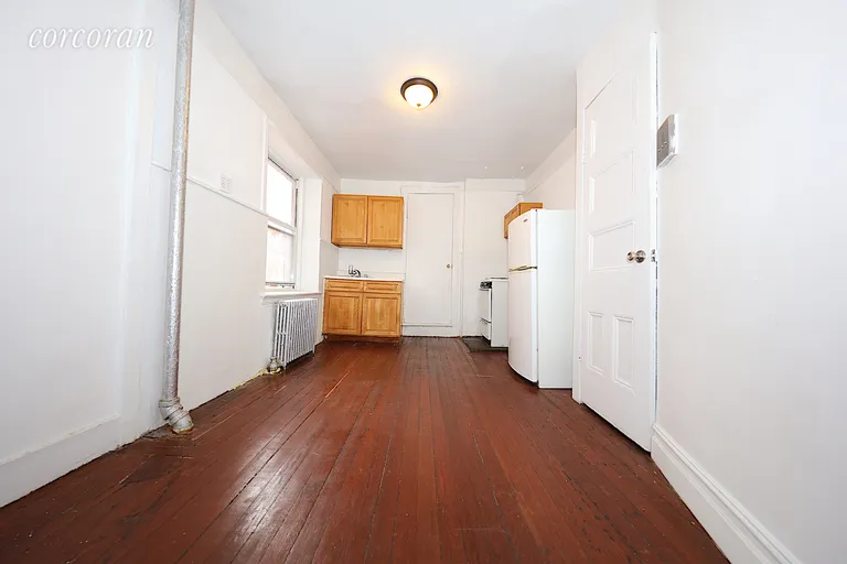 New York City Real Estate | View 184 Franklin Street, D-11 | room 2 | View 3