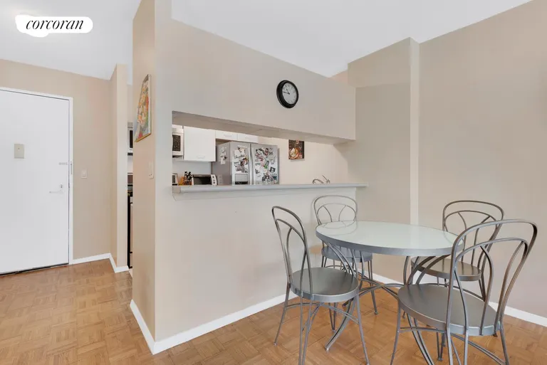 New York City Real Estate | View 2 South End Avenue, 3V | room 3 | View 4
