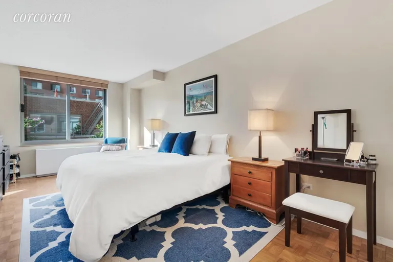 New York City Real Estate | View 2 South End Avenue, 3V | room 1 | View 2