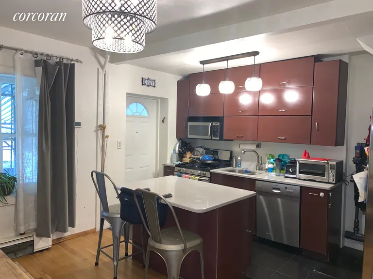 New York City Real Estate | View 581 New York Avenue | room 1 | View 2