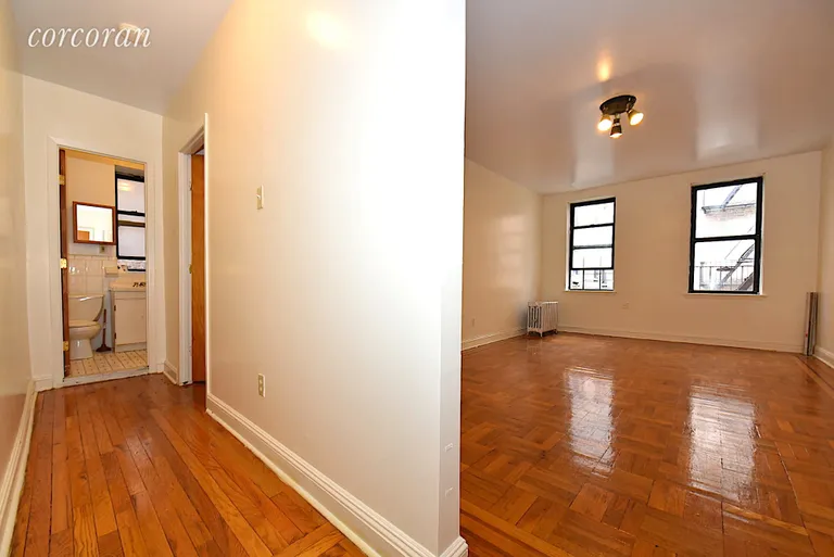 New York City Real Estate | View 2695 Briggs Avenue, C4 | room 4 | View 5