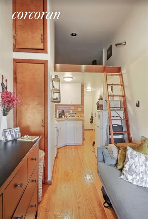 New York City Real Estate | View 304 West 76th Street, 5a | 1 Bath | View 1