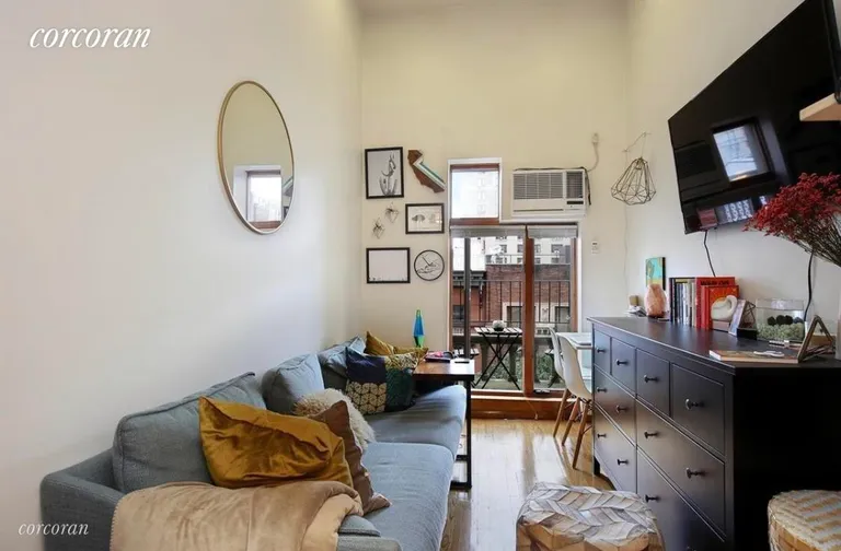 New York City Real Estate | View 304 West 76th Street, 5a | room 1 | View 2