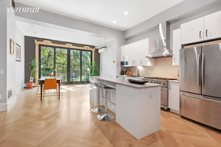 New York City Real Estate | View 350 Gates Avenue, 2 | 4 Beds, 4 Baths | View 1
