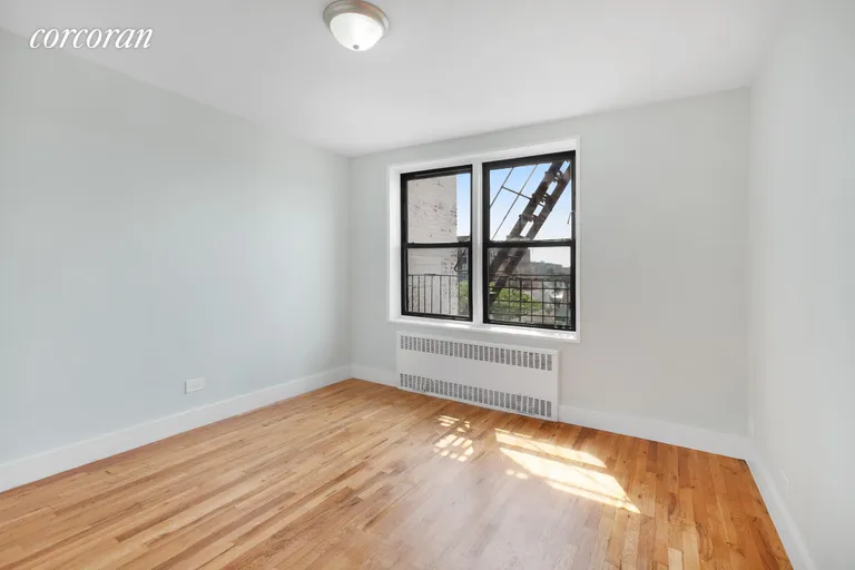 New York City Real Estate | View 160 Ocean Parkway, 5H | room 3 | View 4