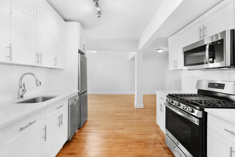 New York City Real Estate | View 160 Ocean Parkway, 5H | room 1 | View 2
