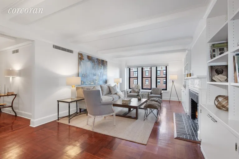 New York City Real Estate | View 70 East 96th Street, 13B | Living Room | View 2