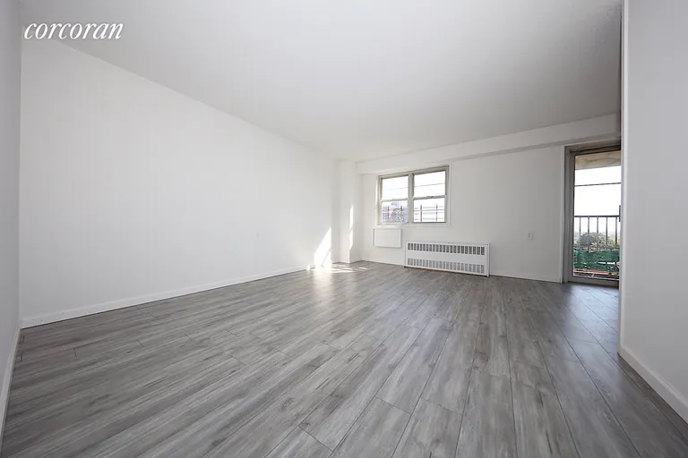New York City Real Estate | View 47-50 59th Street, 4G | room 3 | View 4