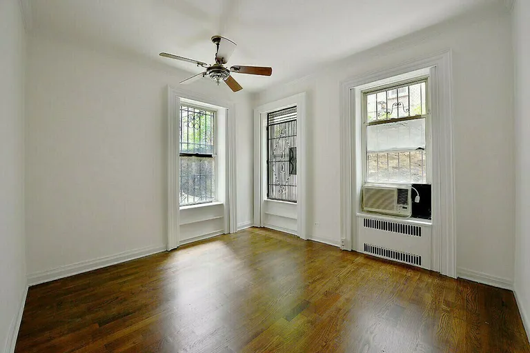New York City Real Estate | View 310 West 94th Street, 1B | 2 Beds, 1 Bath | View 1