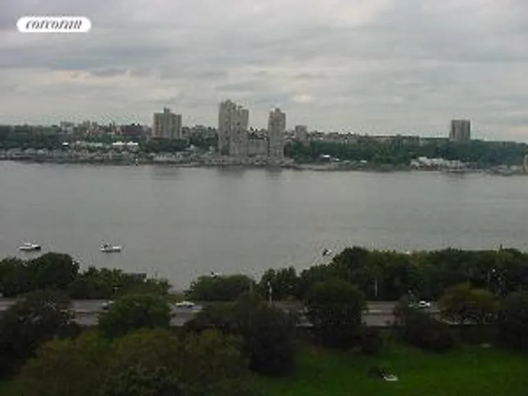New York City Real Estate | View 11 Riverside Drive, 16KW | room 4 | View 5