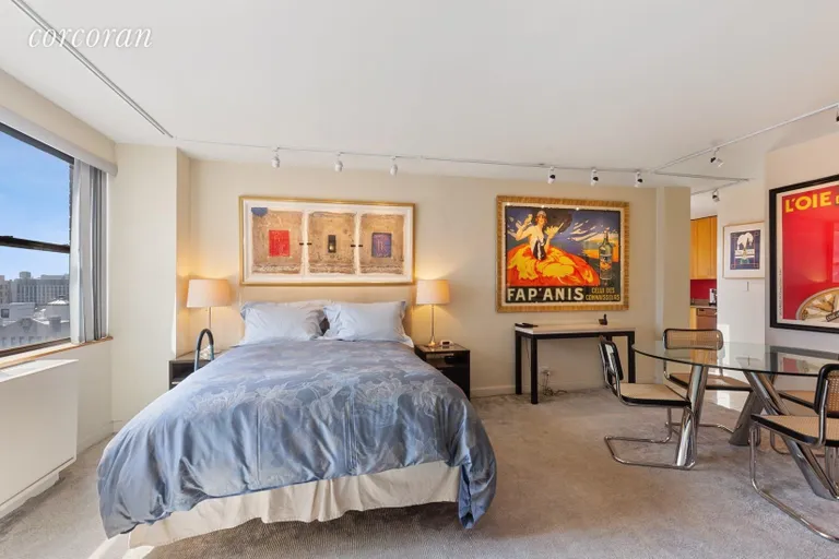 New York City Real Estate | View 200 East 24th Street, 1701 | room 1 | View 2