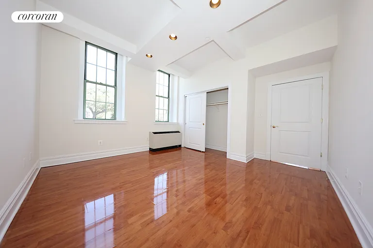New York City Real Estate | View 45-02 Ditmars Boulevard, 121 | room 6 | View 7